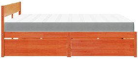 viaszbarna tömör fenyőfa ágy fiókokkal és matraccal 180x200 cm