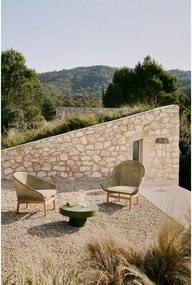 Zöld-natúr színű tömörfa kerti fotel Olbia – Kave Home