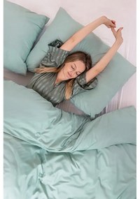 Zöld kétszemélyes mikroszatén ágyneműhuzat 200x200 cm Basic – Bonami Essentials