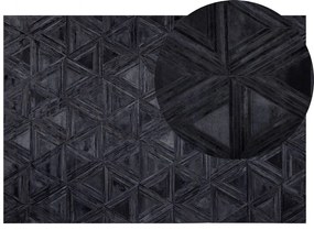 Fekete bőrszőnyeg 140 x 200 cm KASAR Beliani