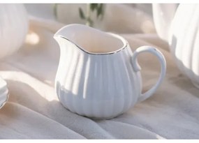 Fehér porcelán kávészett, 15 részes