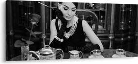 Egy nő képe (120x50 cm)