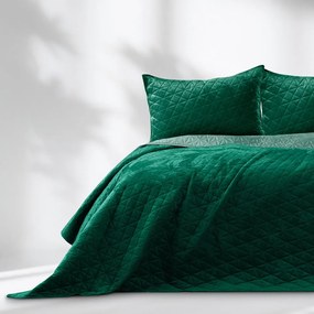 Zöld bársony steppelt ágytakaró 220x240 cm Laila – AmeliaHome