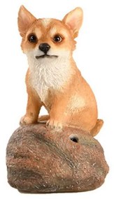 Kövön ülő ugató corgi kiskutya polyresin szobor, barna, kültéri és beltéri dekorációs kiegészítő