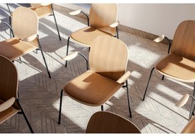 Konyakbarna-natúr színű karfás-rakásolható étkezőszék szett 2 db-os tölgyfa dekorral Book – Gazzda