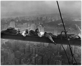 Plakátok 50x40 Munkások egy gerendán