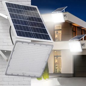 LED fényerőszabályozható napelemes reflektor LED/100W/3,2V 5000K 10500 mAh IP65 fekete + távirányító