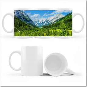 Fotó bögre Hegyi tájkép gyönyörű felhőkkel Fák a hegyekben