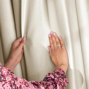 Bézs bársony dimout (részleges sötétítő) függöny 140x270 cm Eyelets – Restilo