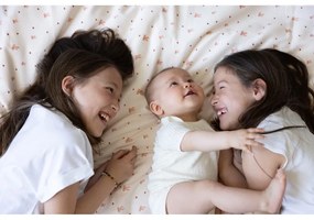 Világossárga-rózsaszín bio pamut gyerek ágyneműhuzat babaágyhoz 100x140 cm Bows – Cam Cam Copenhagen