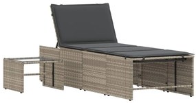 2 db világosszürke polyrattan napozóágy asztallal