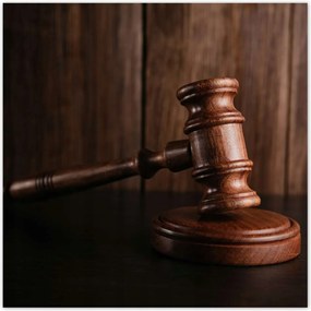 Poszterek 100x100 Fából készült bíró kalapács