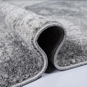 Modern szürke szőnyeg rombusz motívummal a nappaliba Szélesség: 120 cm | Hossz: 170 cm
