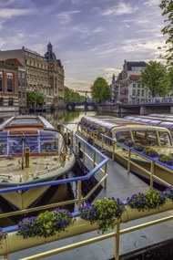 Poszter 40x60cm Kikötött hajók Amszterdamban, Assaf Frank