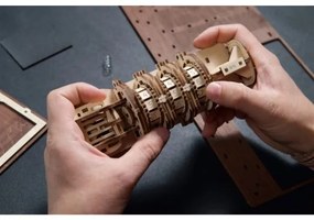 Ugears - 3D fából készült mechanikus kirakós Titkok könyve