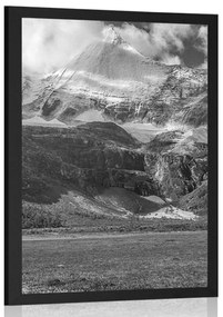 Poszter fenséges hegyi táj fekete-fehérben