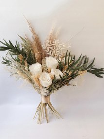 Menyasszonyi csokor szárított virágokból és füvekből
