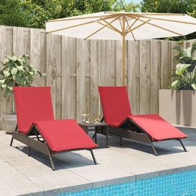 2 db barna polyrattan napozóágy asztallal