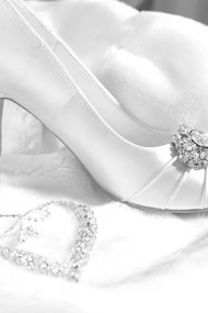 Művészeti fotózás High-heeled shoes and women's jewelry, diamond, Borisenkov Andrei, (26.7 x 40 cm)