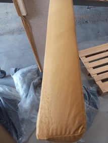 AKCIÓ Kihúzható, kétszemélyes, L-alakú kanapé VENORIA SLIM 200x143 cm, mustár + 2 párna INGYEN II. osztály