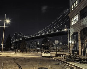 Poszter 76x60,5cm Esti kilátás a Manhattan hídra az utcáról, Assaf Frank