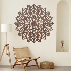 Fából készült mandala a falon | LÓTUSZ