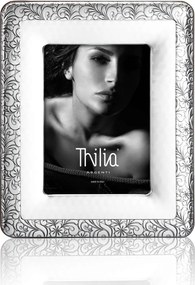 Keret gyönyörű díszítésekkel Méret: 13x18 cm