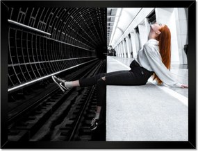 Poszterek keretben 40x30 Black and white red