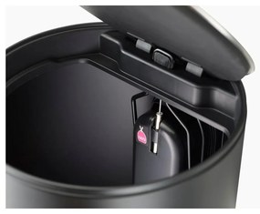 Matt fekete fém pedálos szemetes 10 l Arc – Joseph Joseph