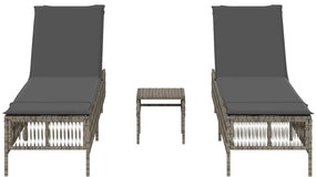 2 db szürke polyrattan napozóágy asztallal