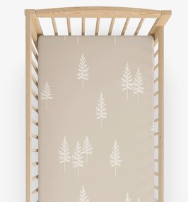 Goldea karácsonyi gyermek gumis pamut lepedő kiságyba - északi fenyők 60 x 120 cm