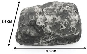 Kültéri titkos kulcstároló kő formájában