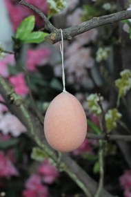 Lazac színű felfüggeszthető húsvéti tojás 7cm