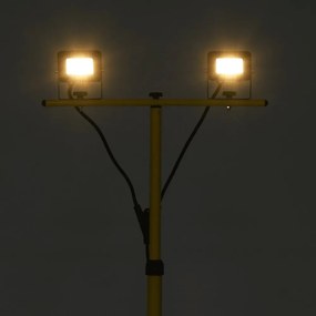 meleg fehér fényű háromlábú LED-es reflektor 2 x 10 W