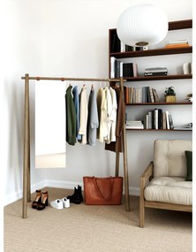 Barna ruhatartó állvány borovi fenyőből Hongi - Karup Design