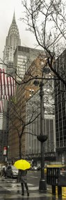 Poszter 30,5x91,5cm Nő sárga esernyővel New York utcáin, Assaf