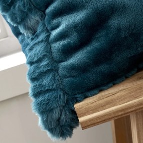 Díszpárna 55x55 cm Velvet and Faux Fur – Catherine Lansfield