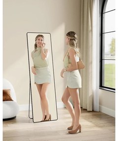Álló tükör, teljes alakos tükör, 50 x 160 cm,  alumíniumötvözet váz, edzett üveg, fekete