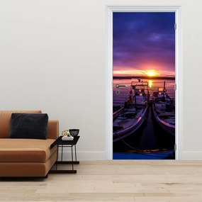 Fotótapéta ajtóra - Horgászcsónakok a kikötőben (95x205cm)