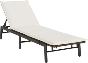 vidaXL barna polyrattan napozóágy párnával