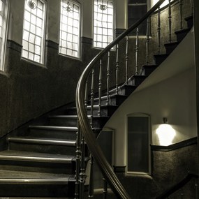 Poszter 40x40cm Spirál lépcső az épületben, Assaf Frank