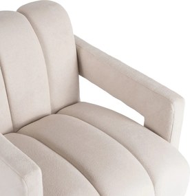 Fotel krém színben. BENDER