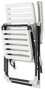 Összecsukható kerti szék lábtartóval