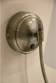 Fehér-sárgaréz színű konnektorhoz csatlakoztatható fali lámpa Amar – Markslöjd