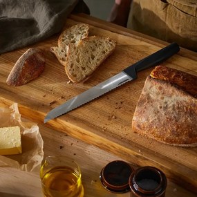Fiskars 1054945 kenyérvágó kés, 22 cm