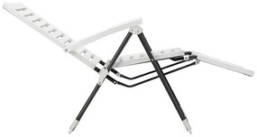 Összecsukható kerti szék lábtartóval