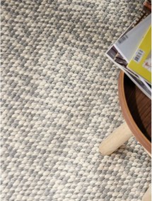 Világosszürke-krémszínű kézi szövésű gyapjú szőnyeg 140x200 cm Lyon Beans – Elle Decoration