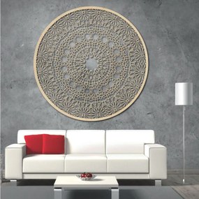 Fából készült mandala a falon | POIET