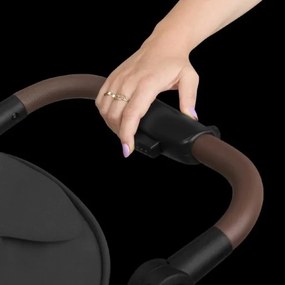 Lionelo - Babakocsi EMMA ONE fekete