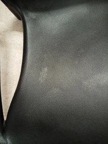 AKCIÓ Fekete műanyag szék KATO II. minőség